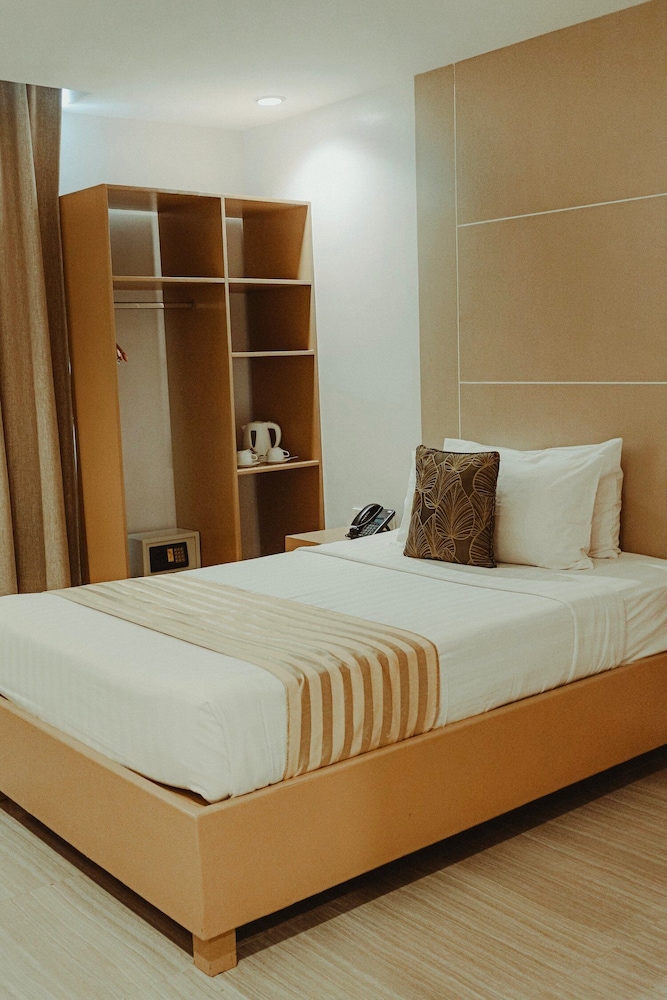 Azzurro Hotel 18/48