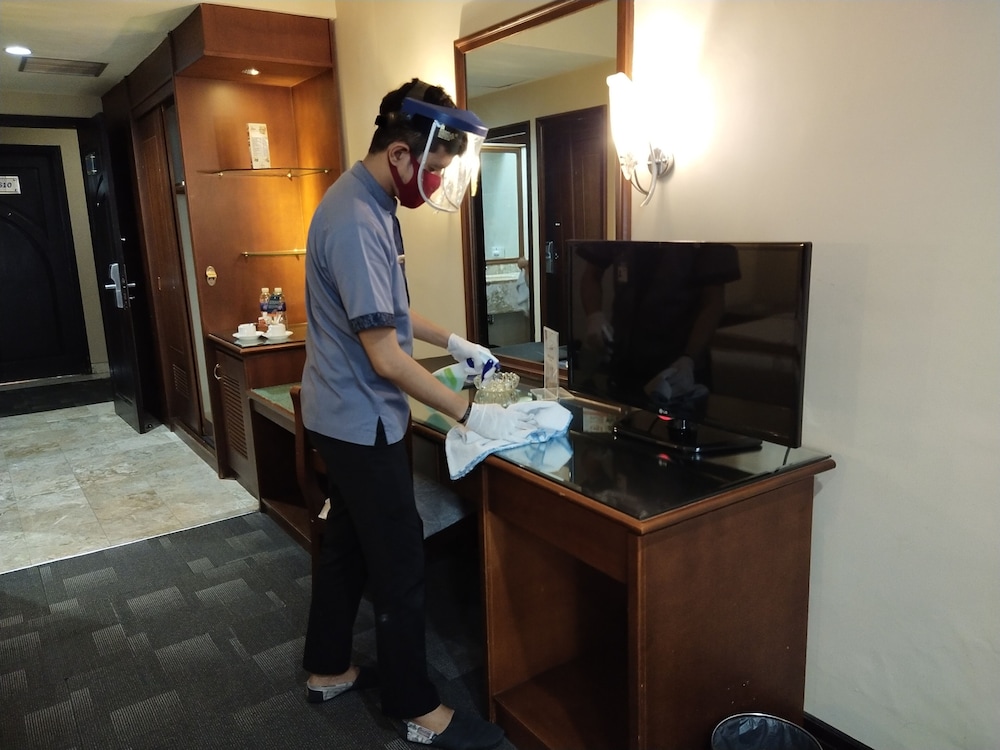 Furaya Hotel 33/37