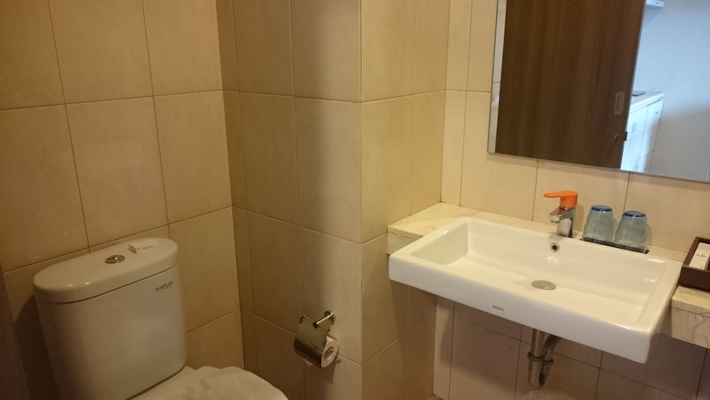 Student Park Hotel & Apartment 48/50