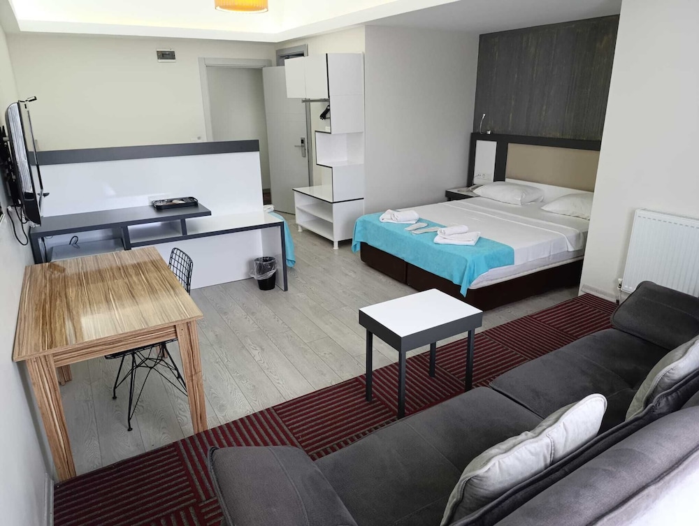GRAND AS HOTEL 39/64