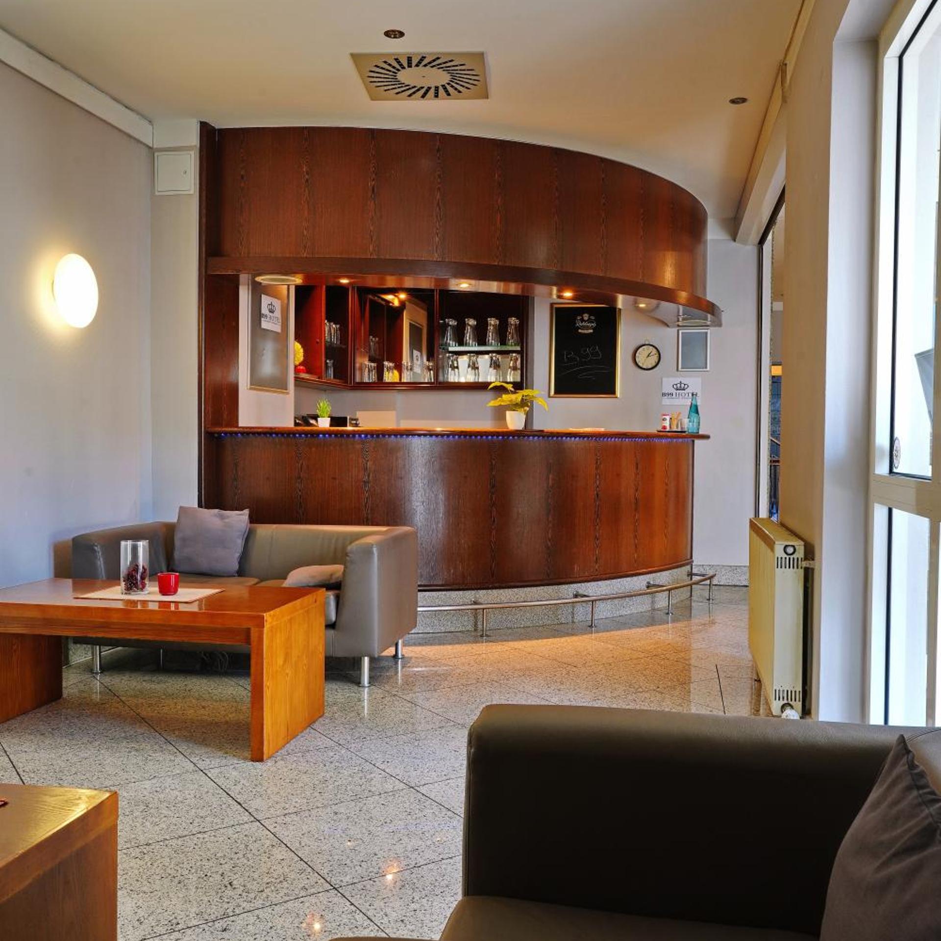 Hotel B99 26/39