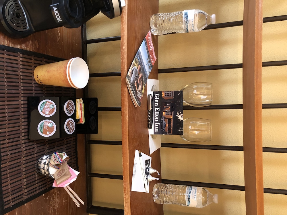 Glen Ellen Inn 44/62