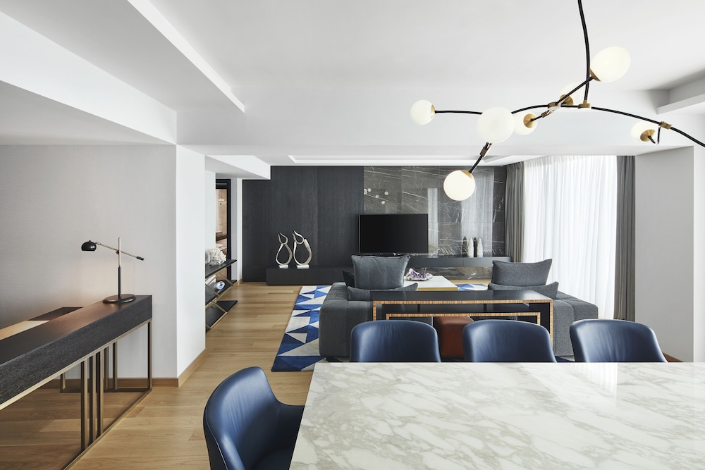 Grand Hyatt Athens 37/50