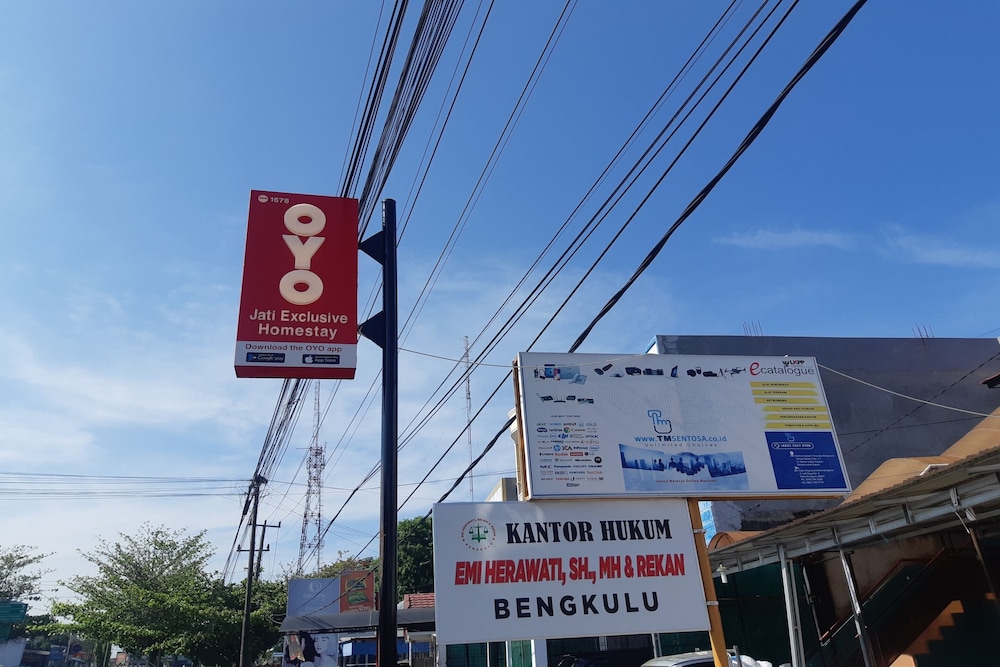 OYO 1678 Jati Exclusive Homestay 3/45