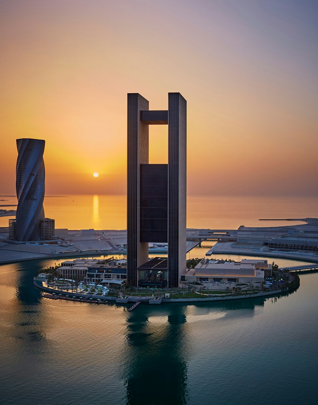Four Seasons Hotel Bahrain Bay 46/53