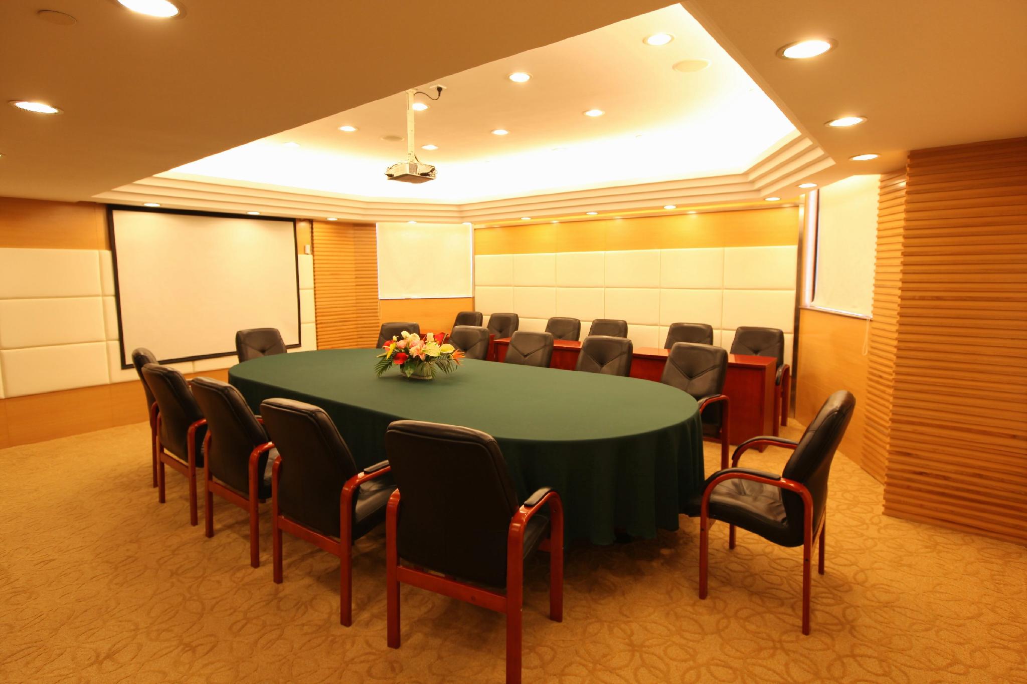 Oriental Silk Hotel 9/16