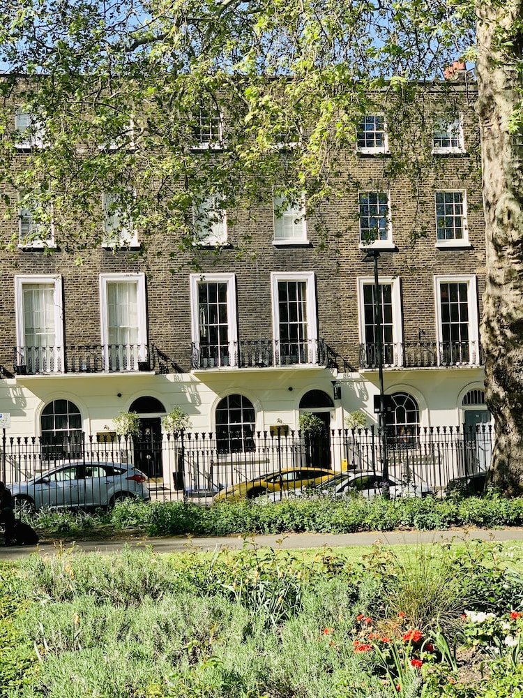 The Melville Hotel 4/50