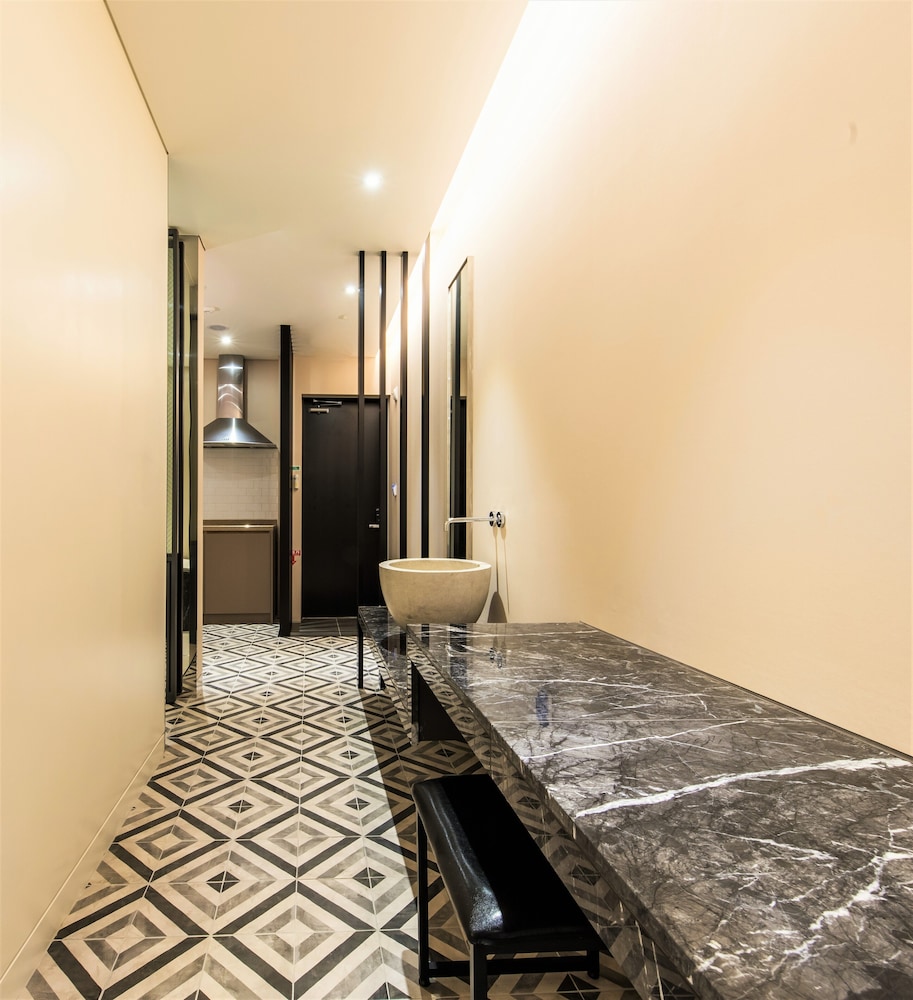 Hotel Stendhal 22/72