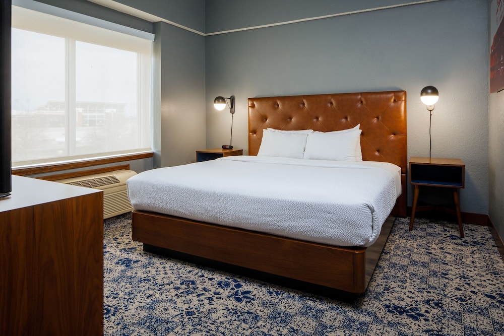 Four Points By Sheraton Louisville Airport 4/27