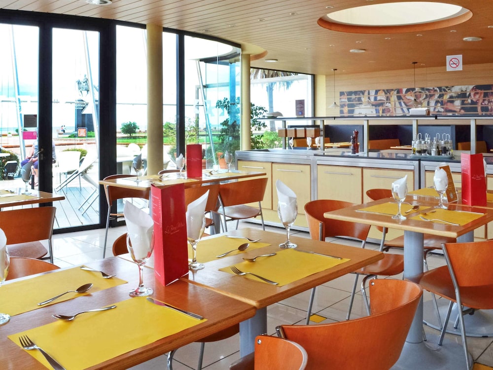 restaurant-cafeteria