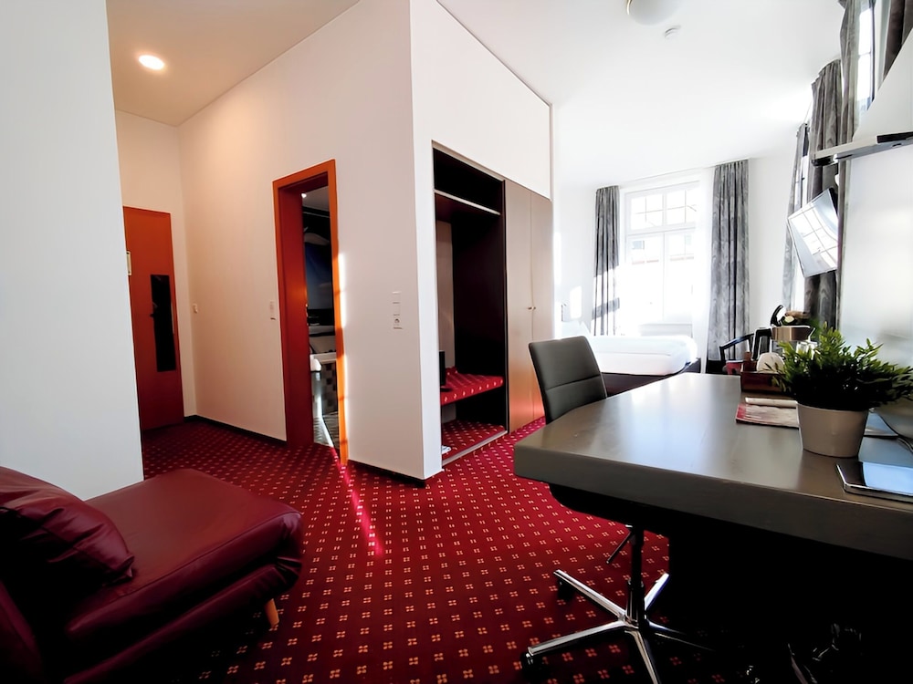 Hotel Schwert 34/50
