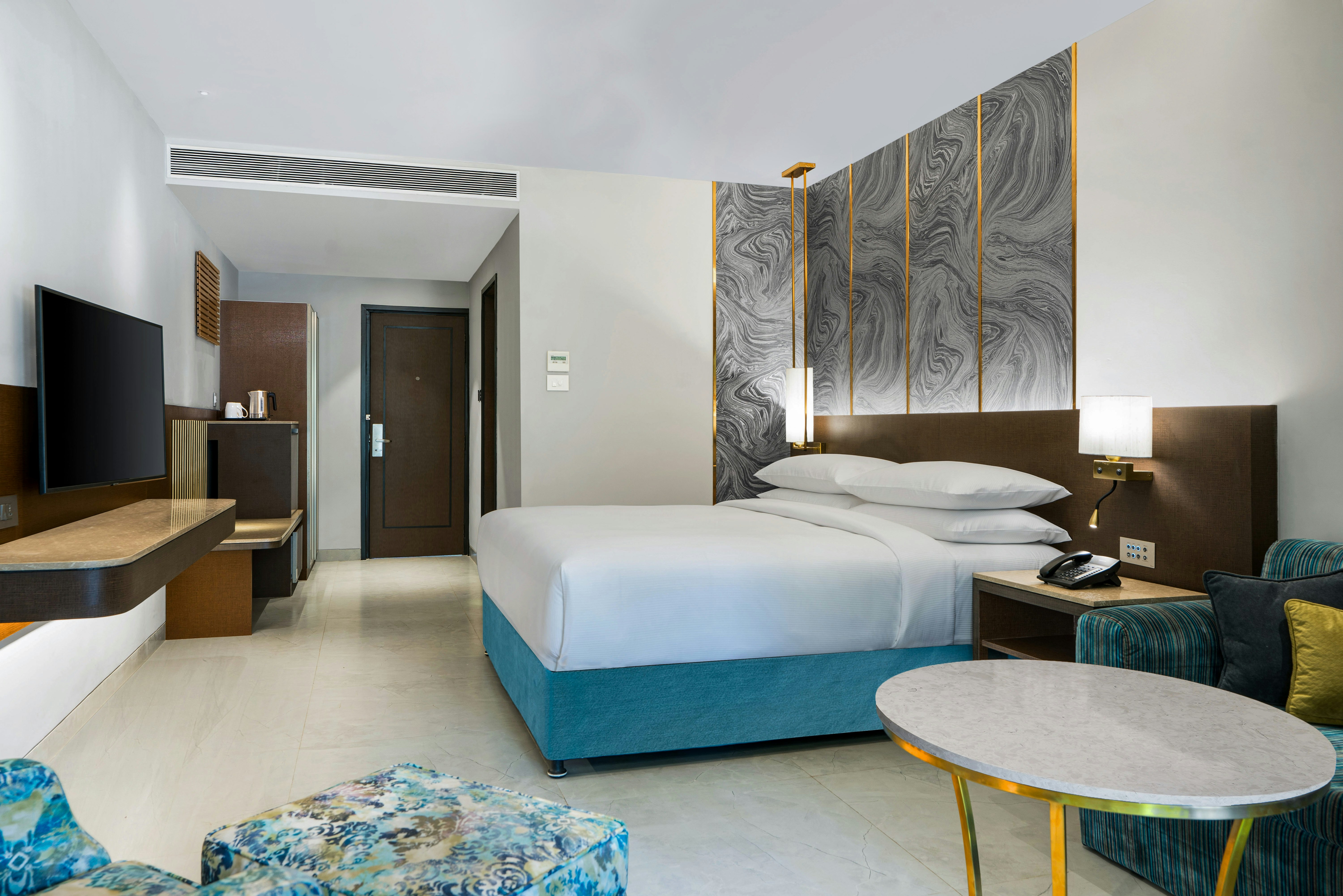 Premium, King Bed, Pool Access، Doubletree By Hilton Hotel Goa Arpora Baga 2/5