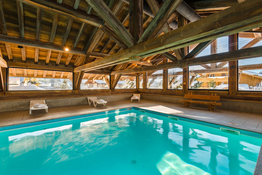 swimming pool spa