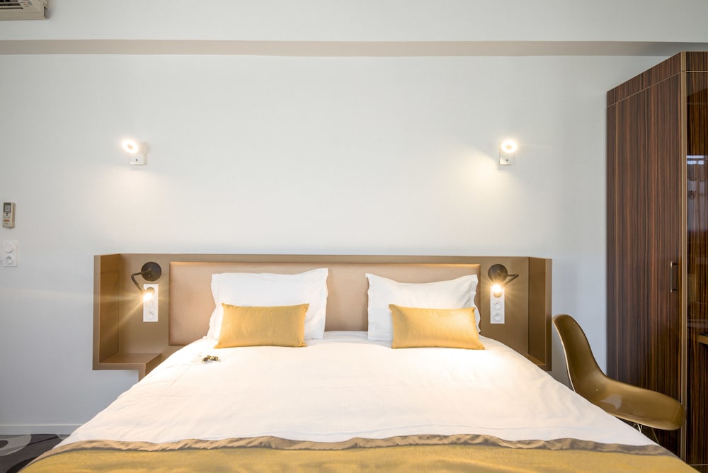 Qualys-Hotel Auberge du Forgeron 27/64
