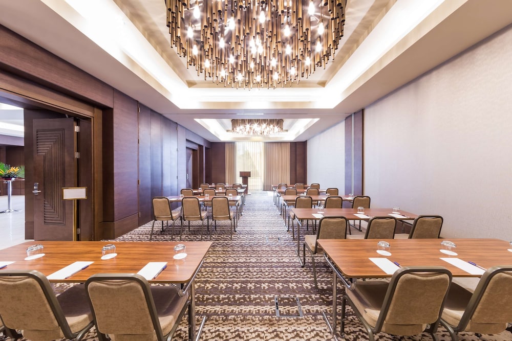 Radisson Collection Hotel Bamako (ex Sheraton Bamako) 62/70