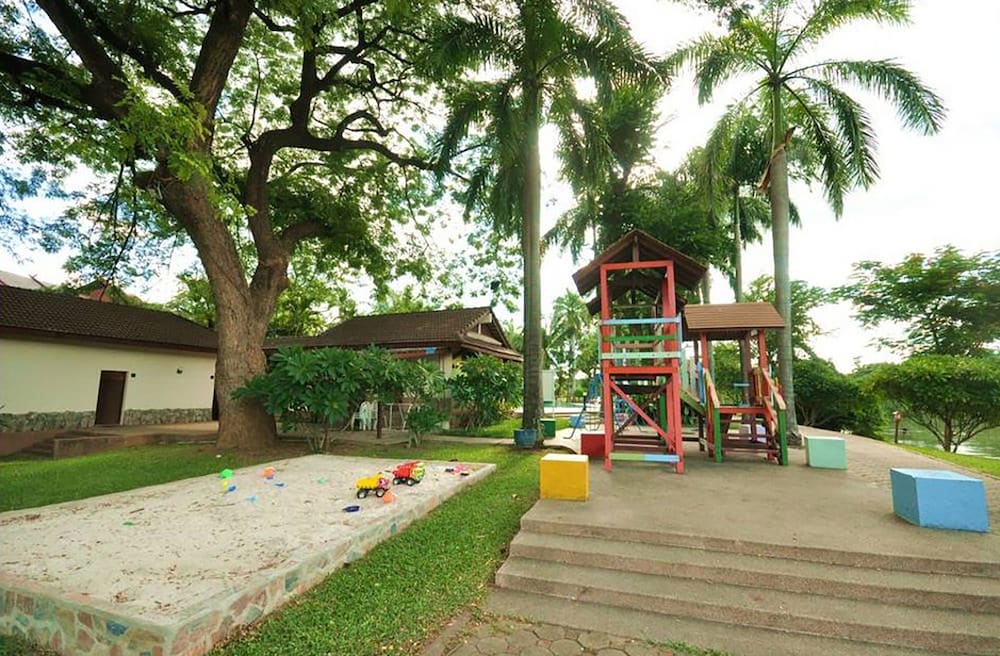 Felix River Kwai Resort 60/69
