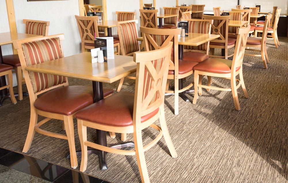 Days Inn by Wyndham Rolla 25/33