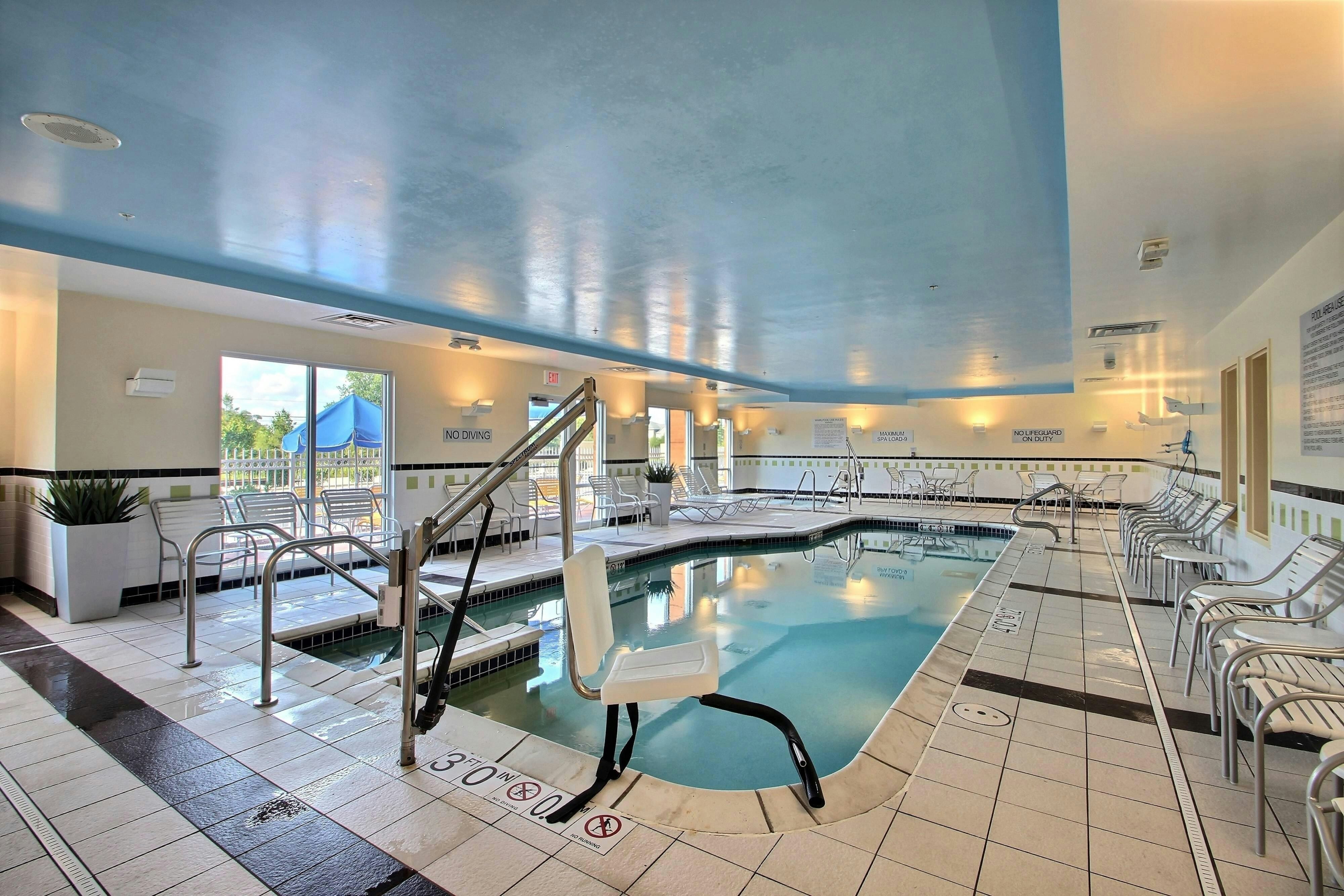 Fairfield Inn And Suites Milwaukee Airport 16/38