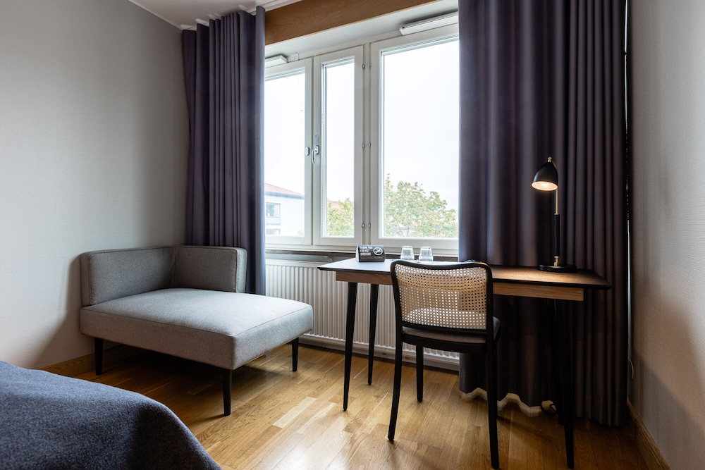 Home Hotel Etage 25/37