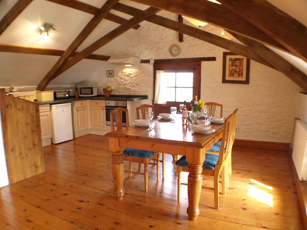 Polean Farm Cottages 32/50