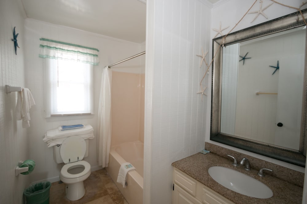 Outer Banks Motel 47/50