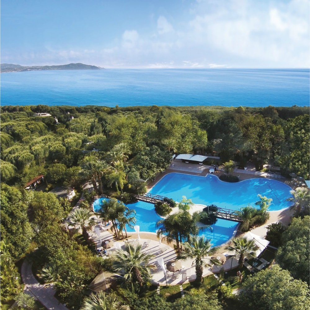 OLEANDRI RESORT 77/81