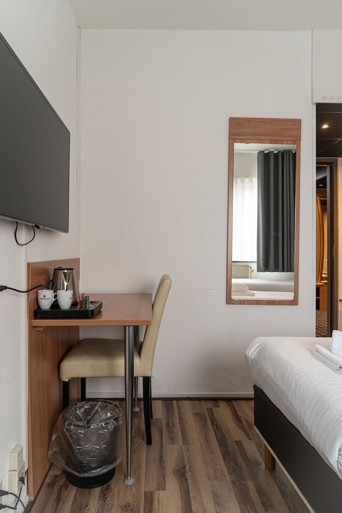 Hotel de Duif 41/50