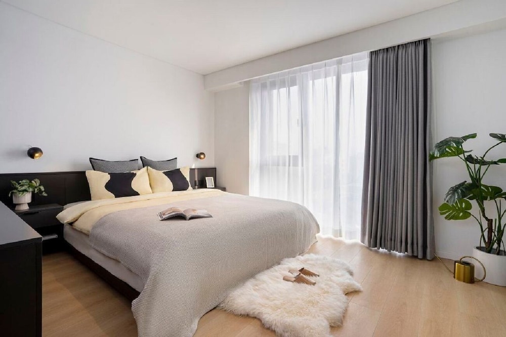 base-Wangfujing Serviced Apartment 16/50