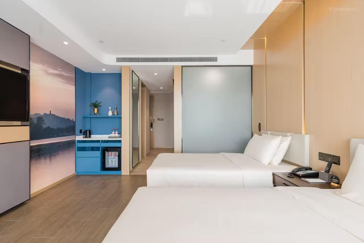 Elegant, Twin Beds