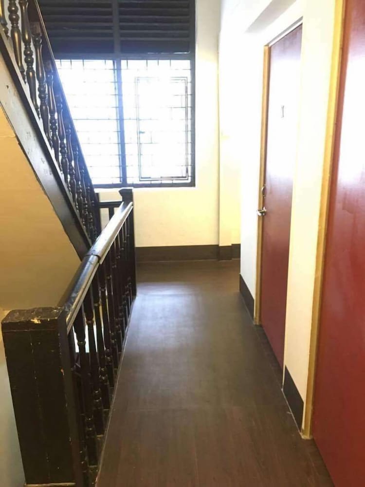STEP INN GUEST HOUSE 15/31