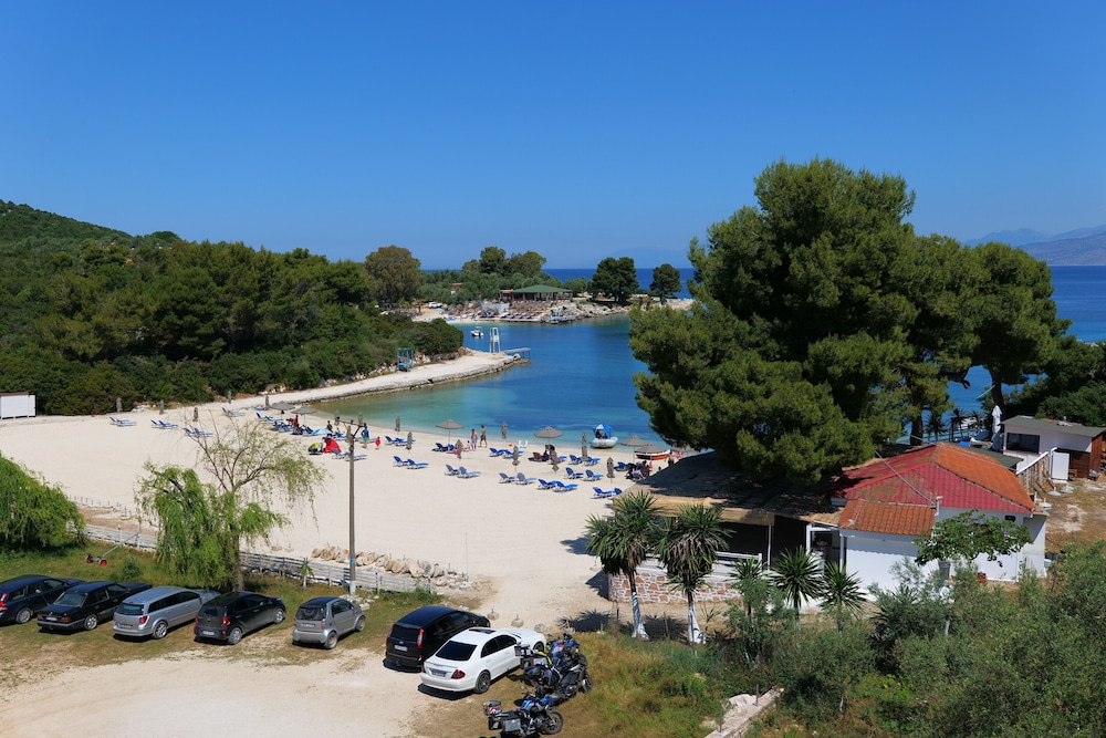 VILA PARK BUJARI 25/50
