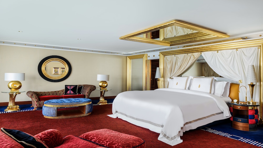 2 BEDROOMS, DUPLEX, BEACH, SPA, SUITE, BUTLER