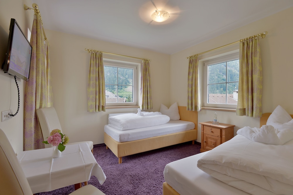 Hotel Postschlössl 19/50