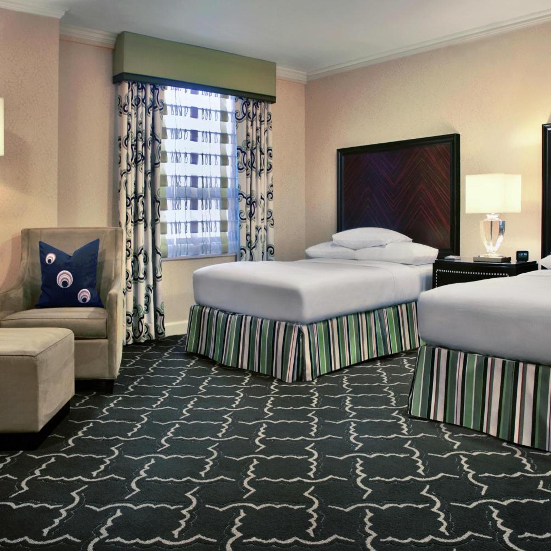 Room, 2 Double Beds, 2 Bathrooms