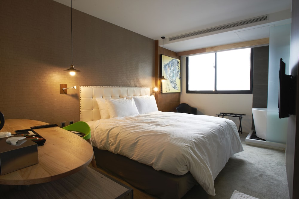 STANDARD, DOUBLE BED