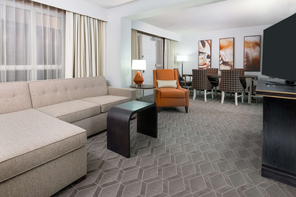 Embassy Suites By Hilton Dallas Park Central Area 25/45