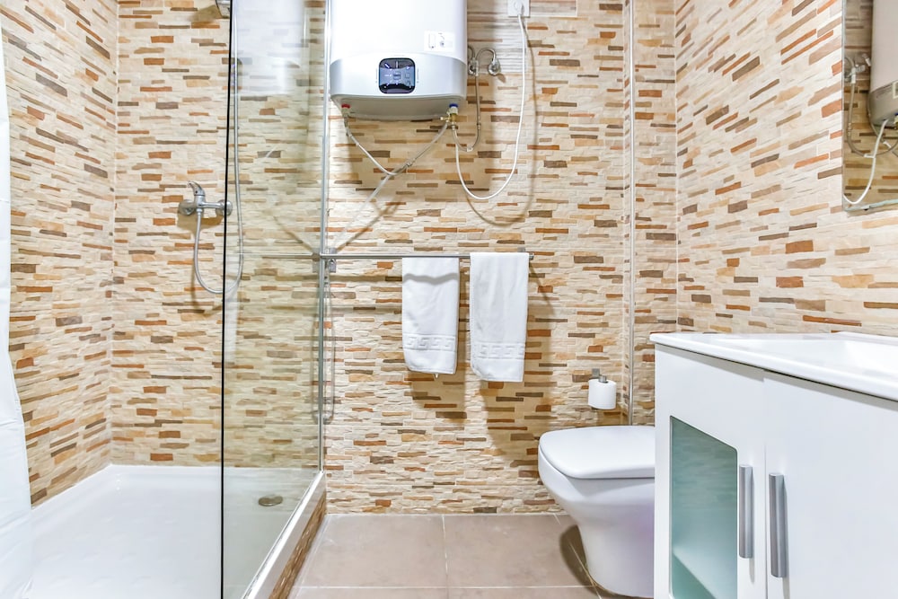 Laramond Barcelona Rooms 44/58