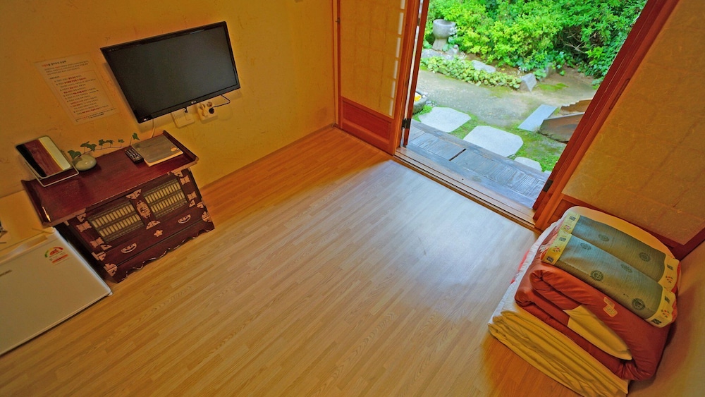 Sarangroo 38/50