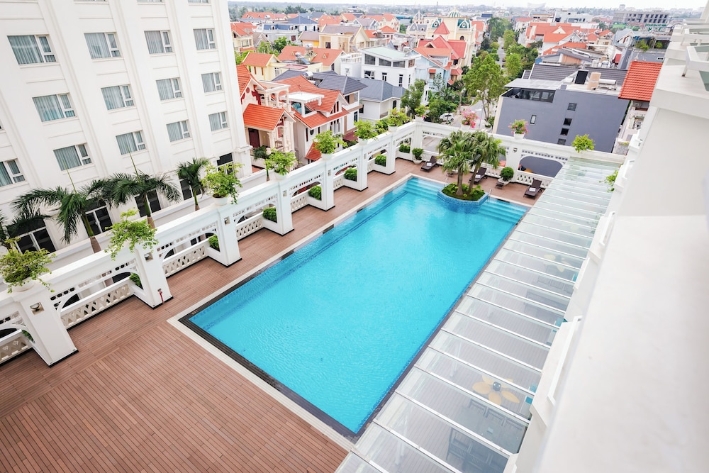 Pearl River Hotel 44/50