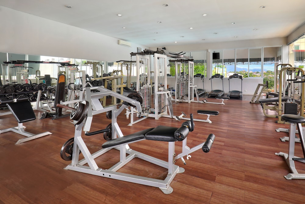 SWISS-BELHOTEL MALEOSAN MANADO 38/67
