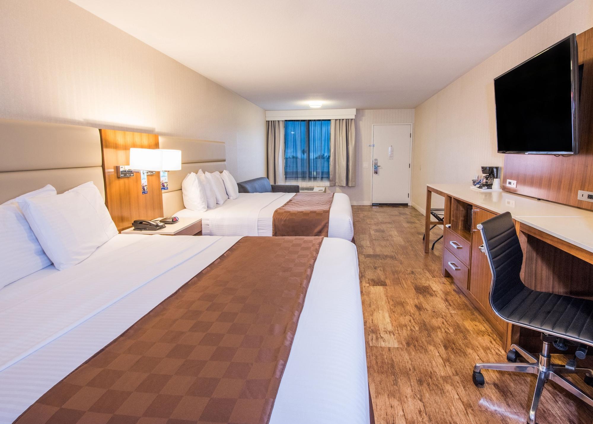 Studio, Suite, Multiple Beds