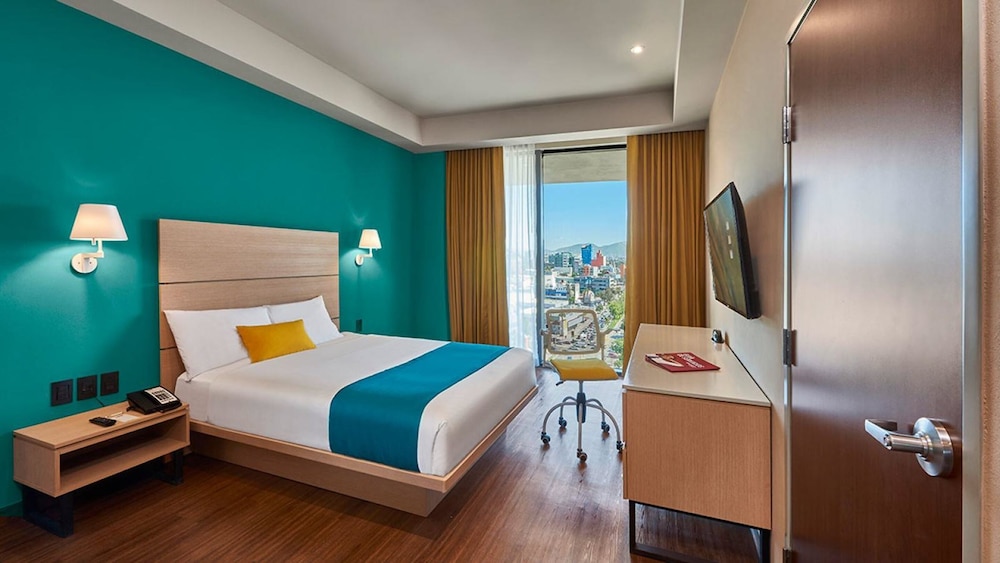 City Express Suites by Marriott Tijuana Rio 7/50