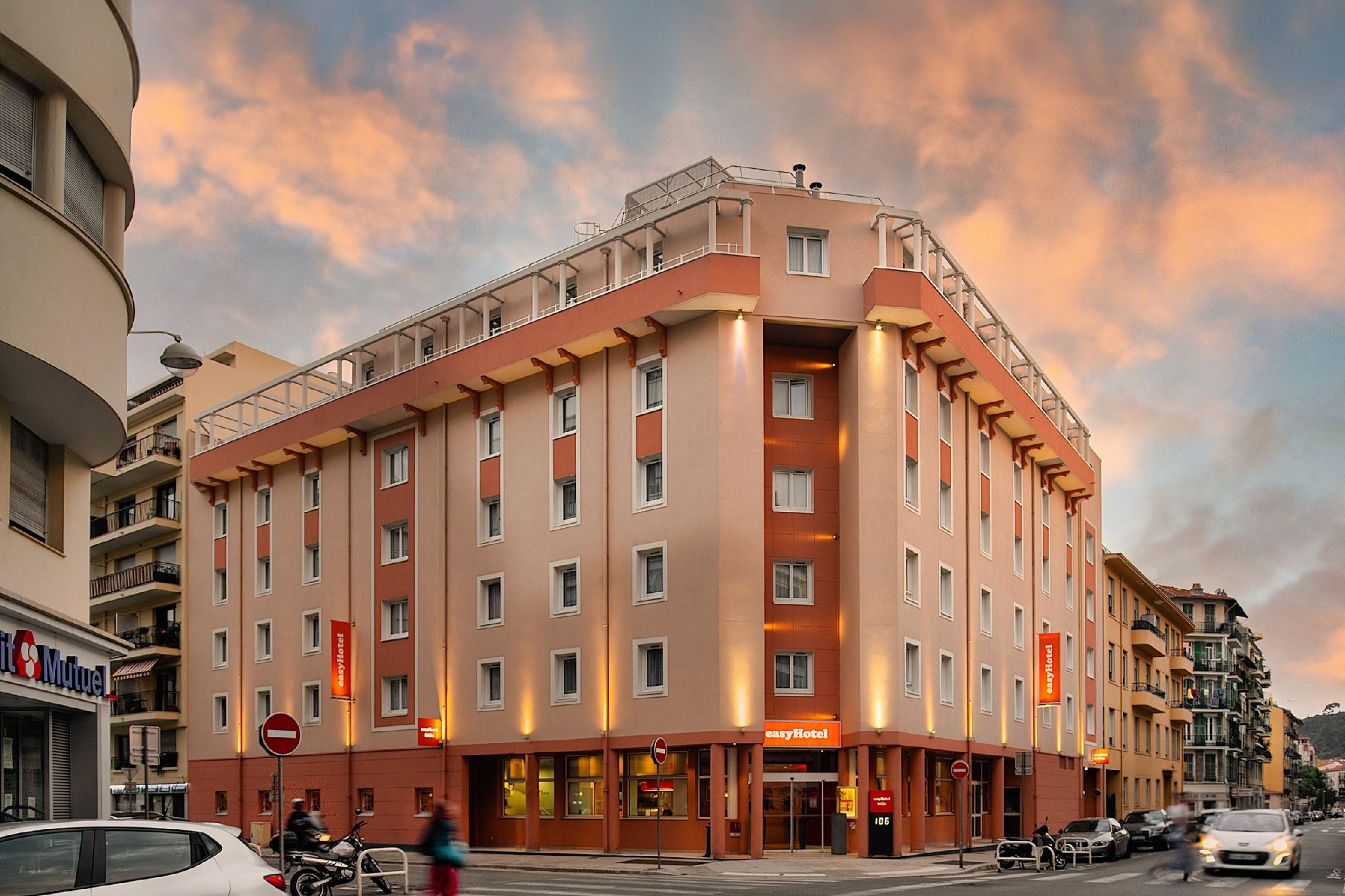 easyHotel Nice Old Town in NICE