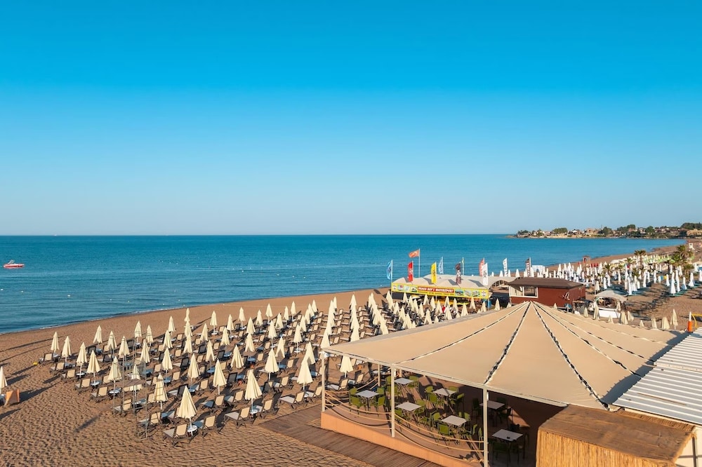 Vox Maris Resort 100/104