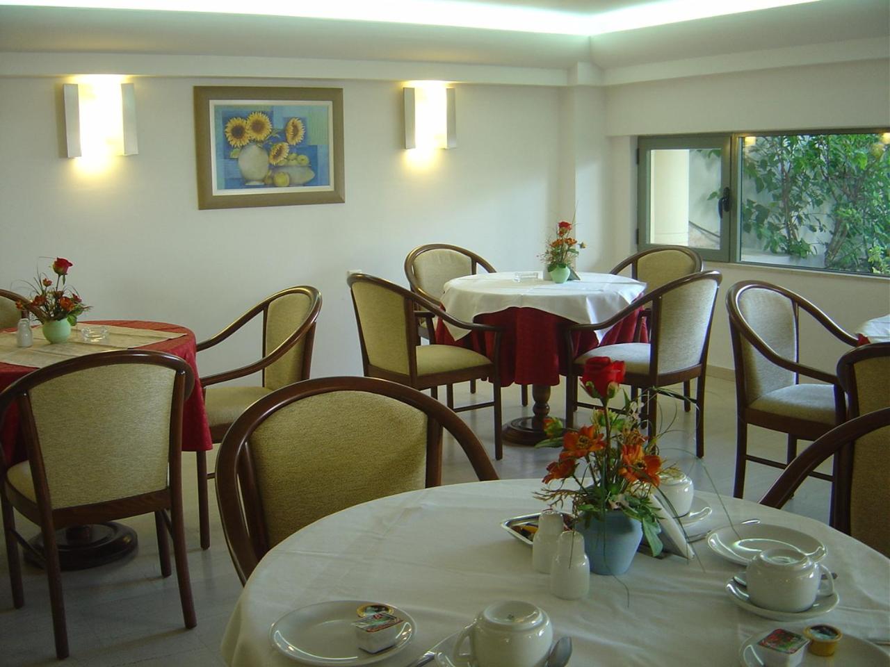 Elysee Hotel 27/48