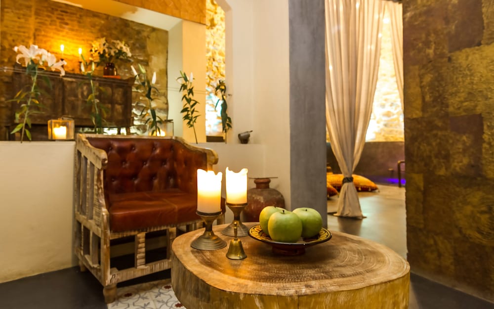 THE RIAD 23/28