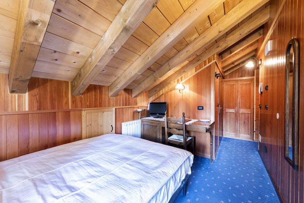 Hotel Santa San 17/69