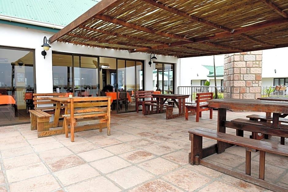 Riviera Hotel & Chalets 27/50
