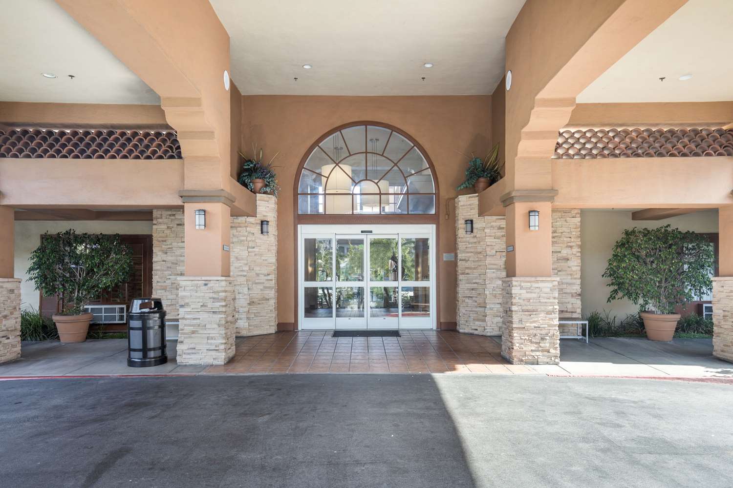 MainStay Suites Orange County John Wayne Airport 4/57