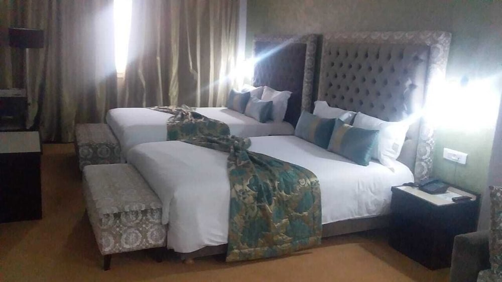 Al Walid Hotel Casablanca 25/73